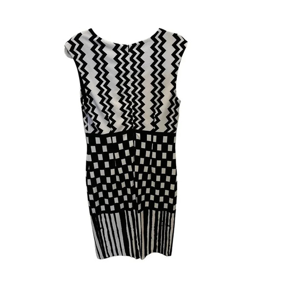 Joseph Ribkoff 171828 Women's White & Black Sleeveless Crew‎ Neck Dress Size 10 - Picture 3 of 6
